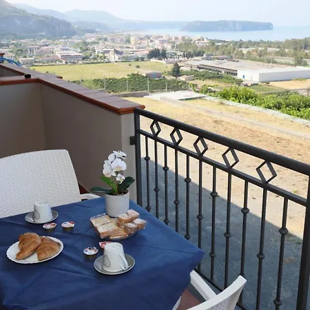 Alojamento de Acomodação e Pequeno-almoço Torre Nave 4*