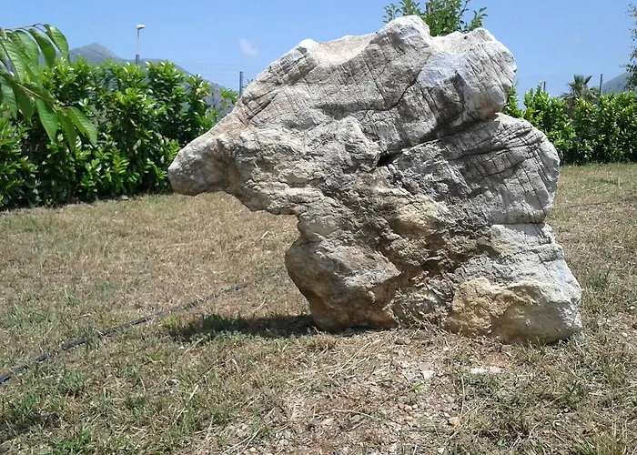 לינה וארוחת בוקר Torre Nave