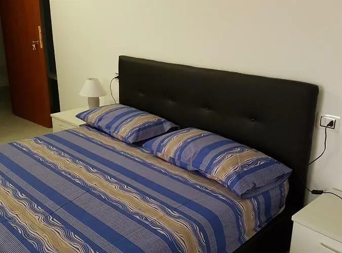 לינה וארוחת בוקר Torre Nave פראייה א מארה