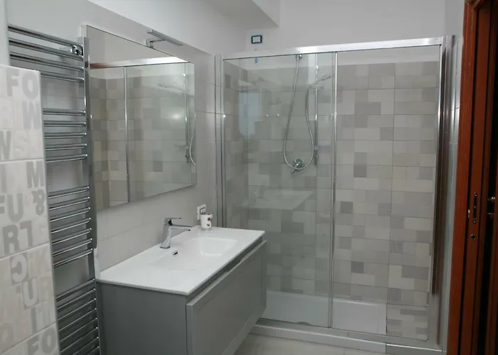 לינה וארוחת בוקר Torre Nave 4*